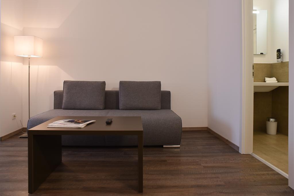 Guesthouse Lichtenau Nußloch Pokoj fotografie