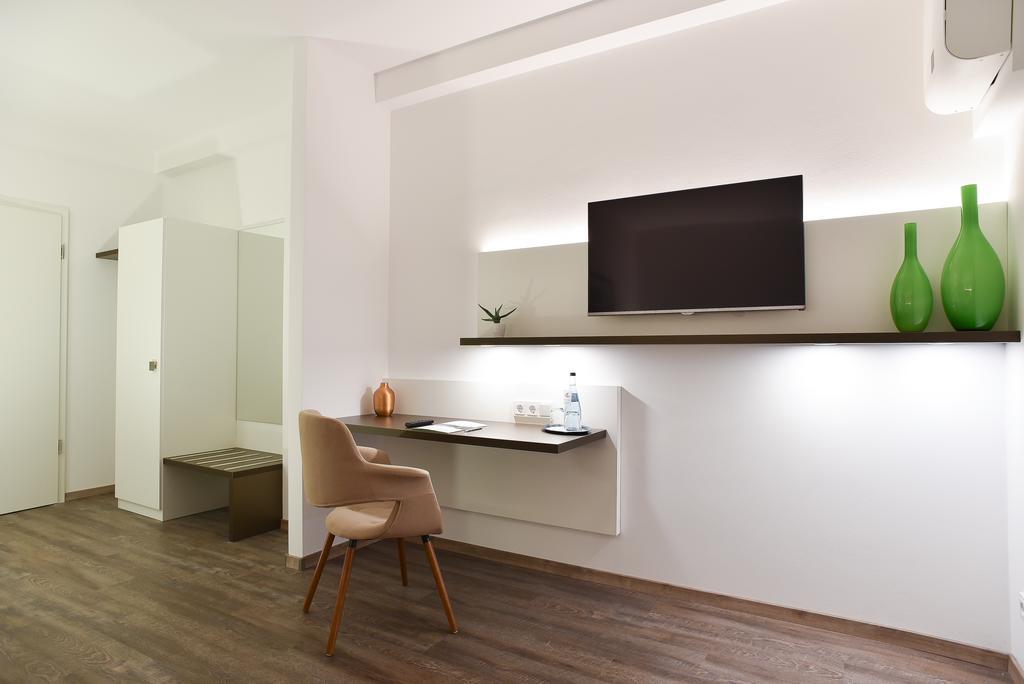 Guesthouse Lichtenau Nußloch Pokoj fotografie